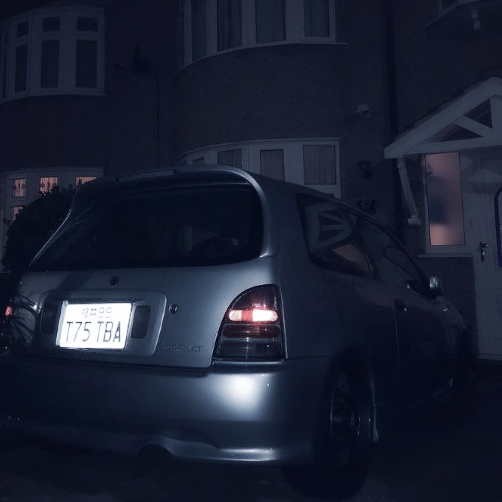 Toyota Starlet Glanza V